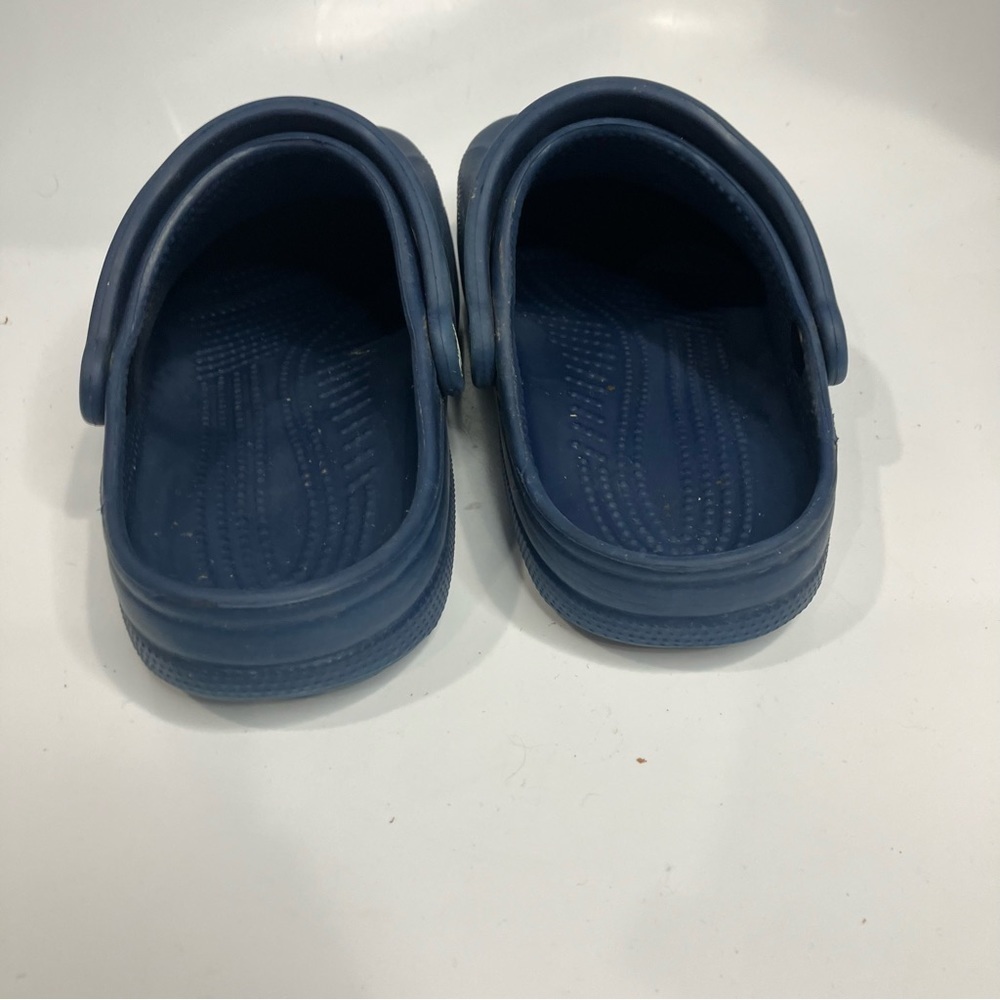 Crocs Solid Clogs Navy Blue Unisex Sizing - image 4